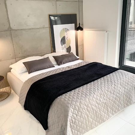 El Apartments - Antares Poznan Luaran gambar