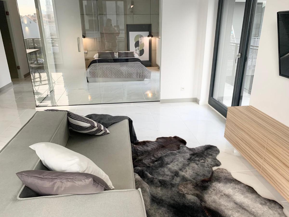 El Apartments - Antares Poznan Luaran gambar