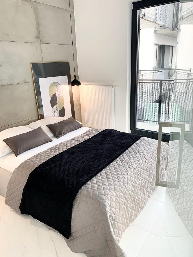 El Apartments - Antares Poznan Luaran gambar