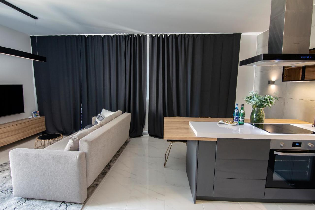El Apartments - Antares Poznan Luaran gambar