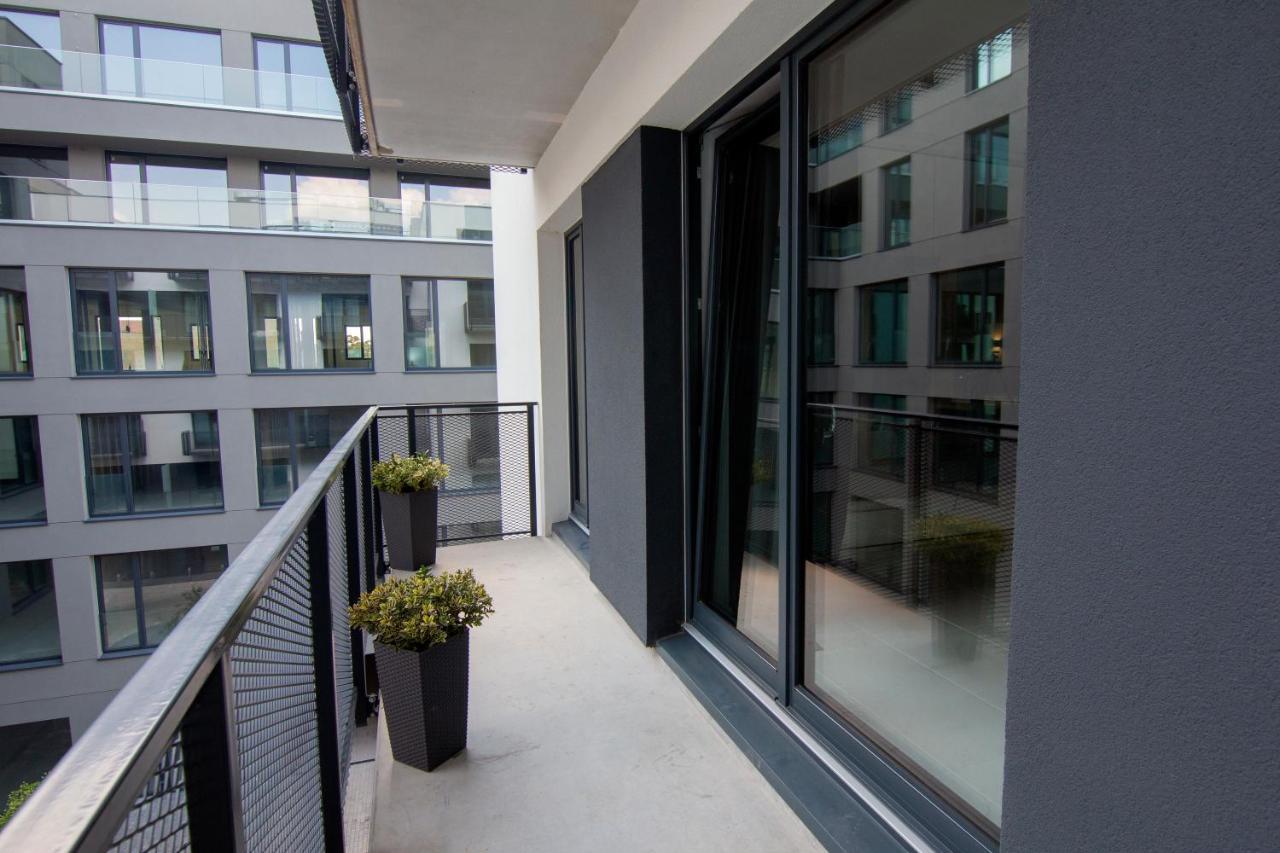 El Apartments - Antares Poznan Luaran gambar