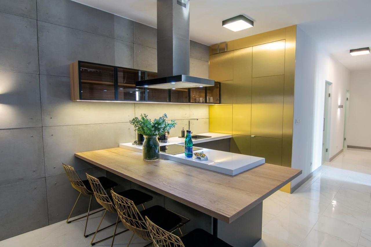 El Apartments - Antares Poznan Luaran gambar